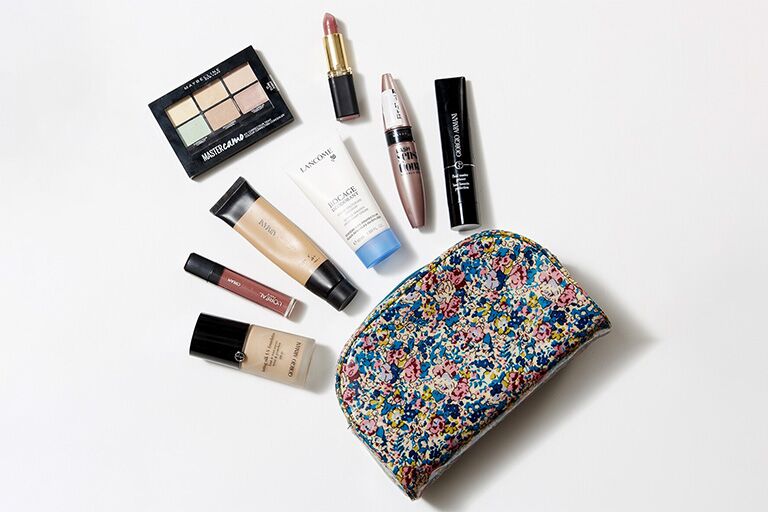 kosmetichka s kosmetikoj