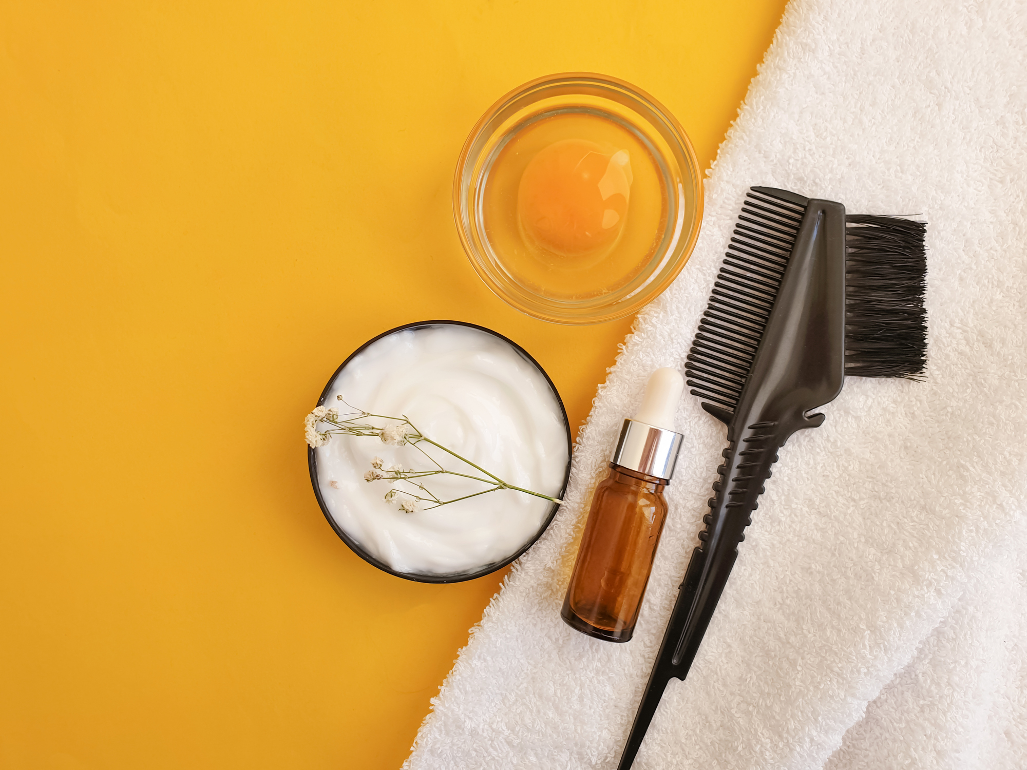 Маска для волос в домашних условиях: простые рецепты питательных и восстанавливающих масок
