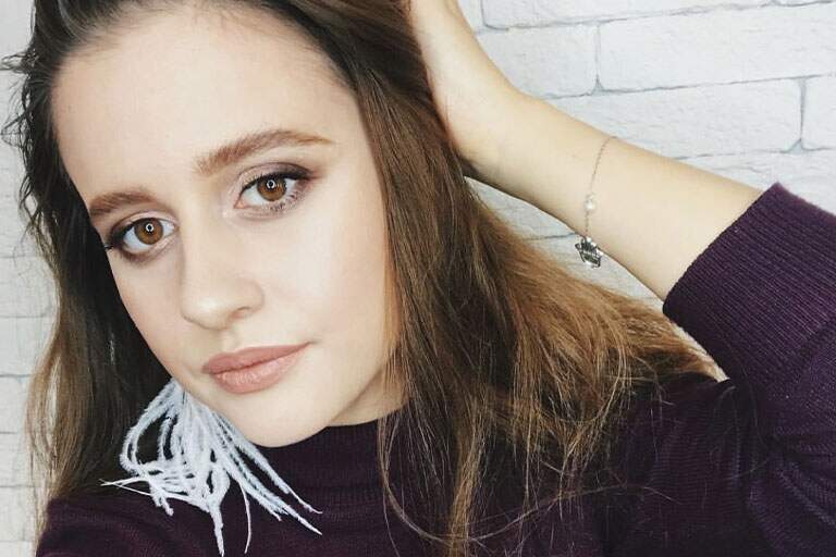 vika-volkova @krasotoy