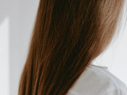 Как убрать пушистость волос: косметические средства и процедуры, чтобы сделать волосы гладкими